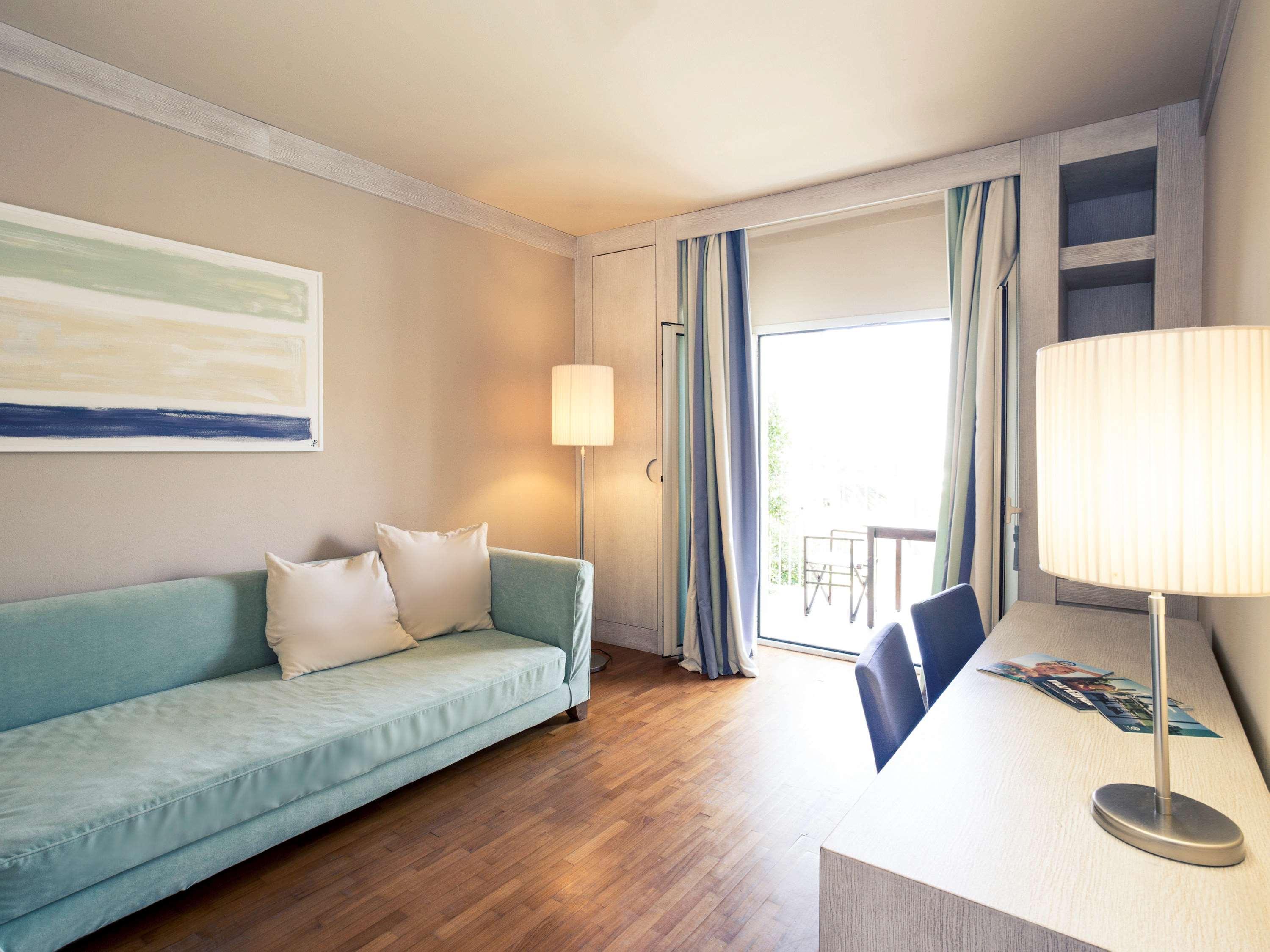 Th Tirrenia - Green Park Resort Esterno foto
