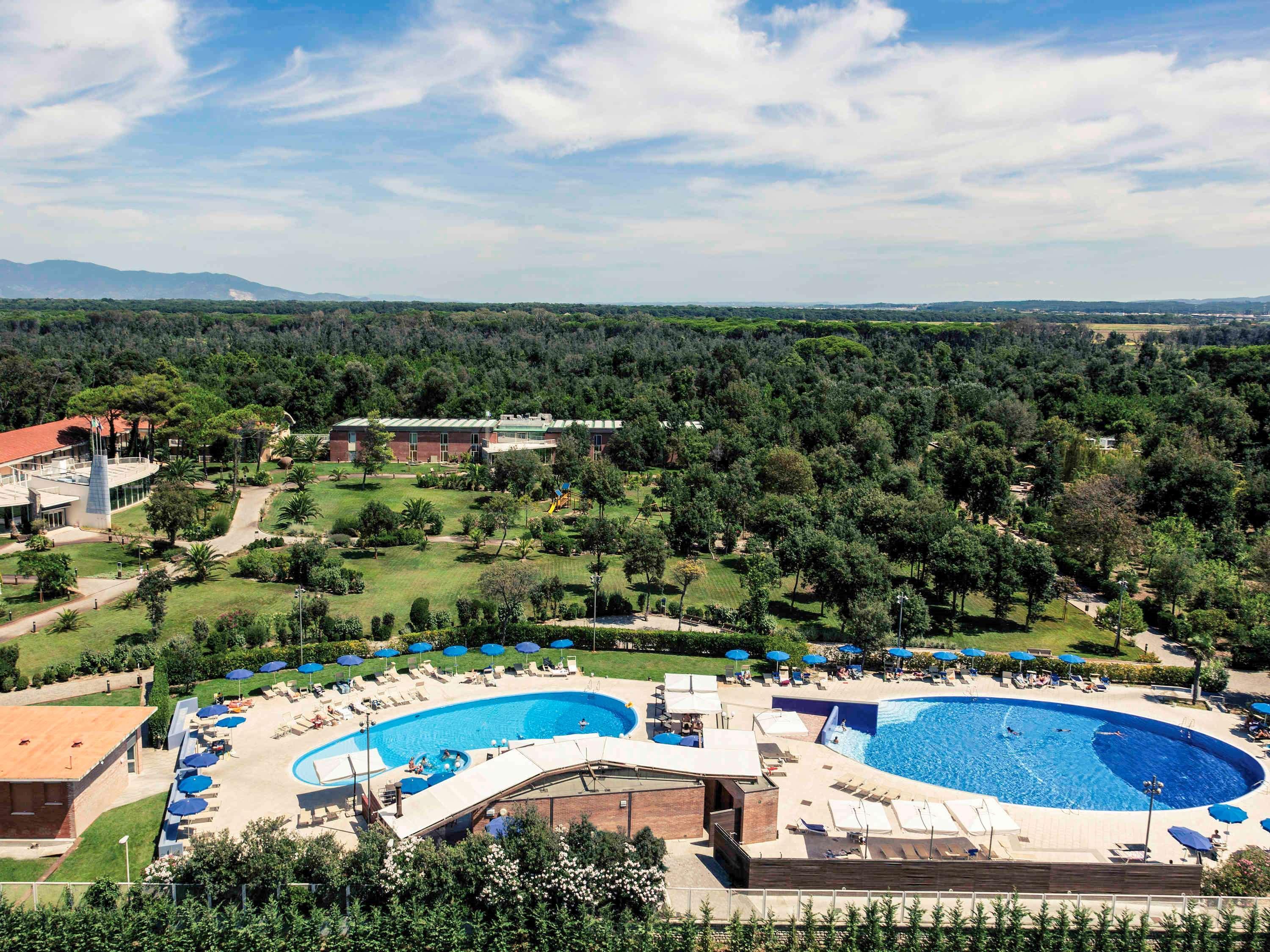 Th Tirrenia - Green Park Resort Esterno foto