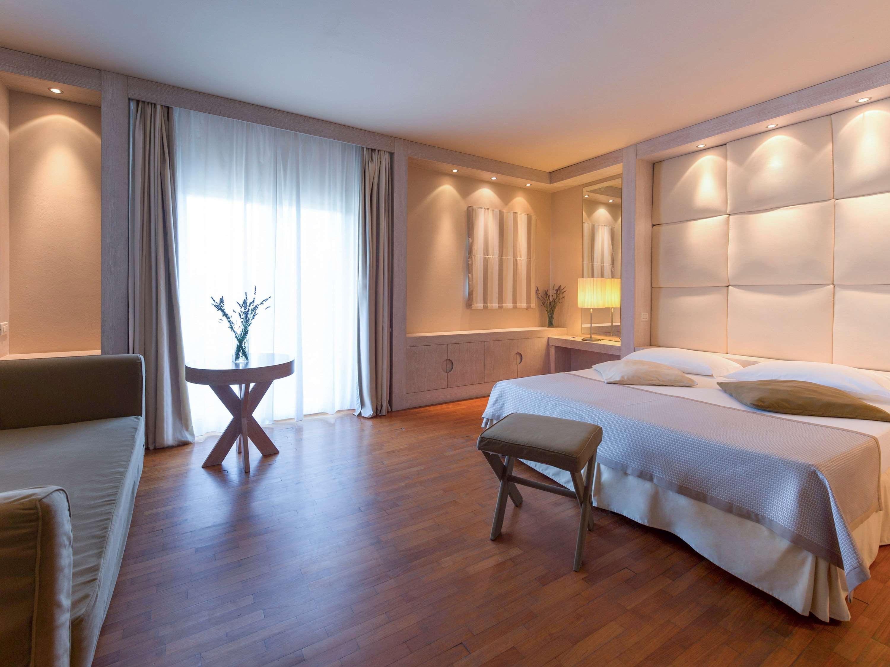 Th Tirrenia - Green Park Resort Esterno foto