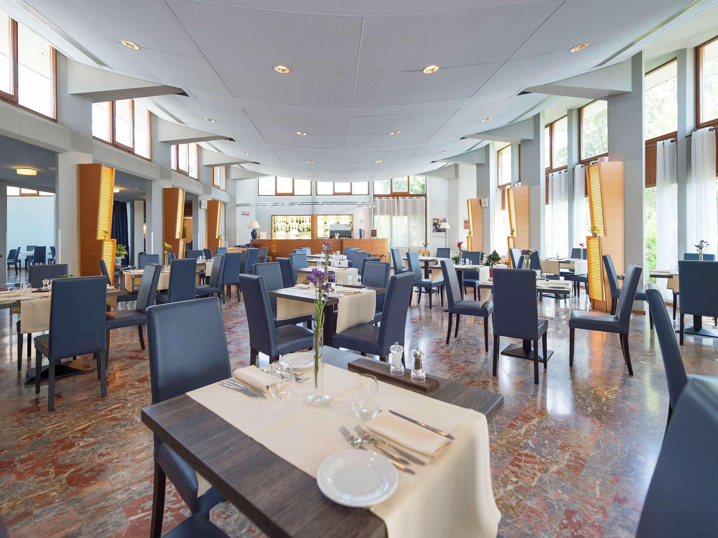 Th Tirrenia - Green Park Resort Esterno foto